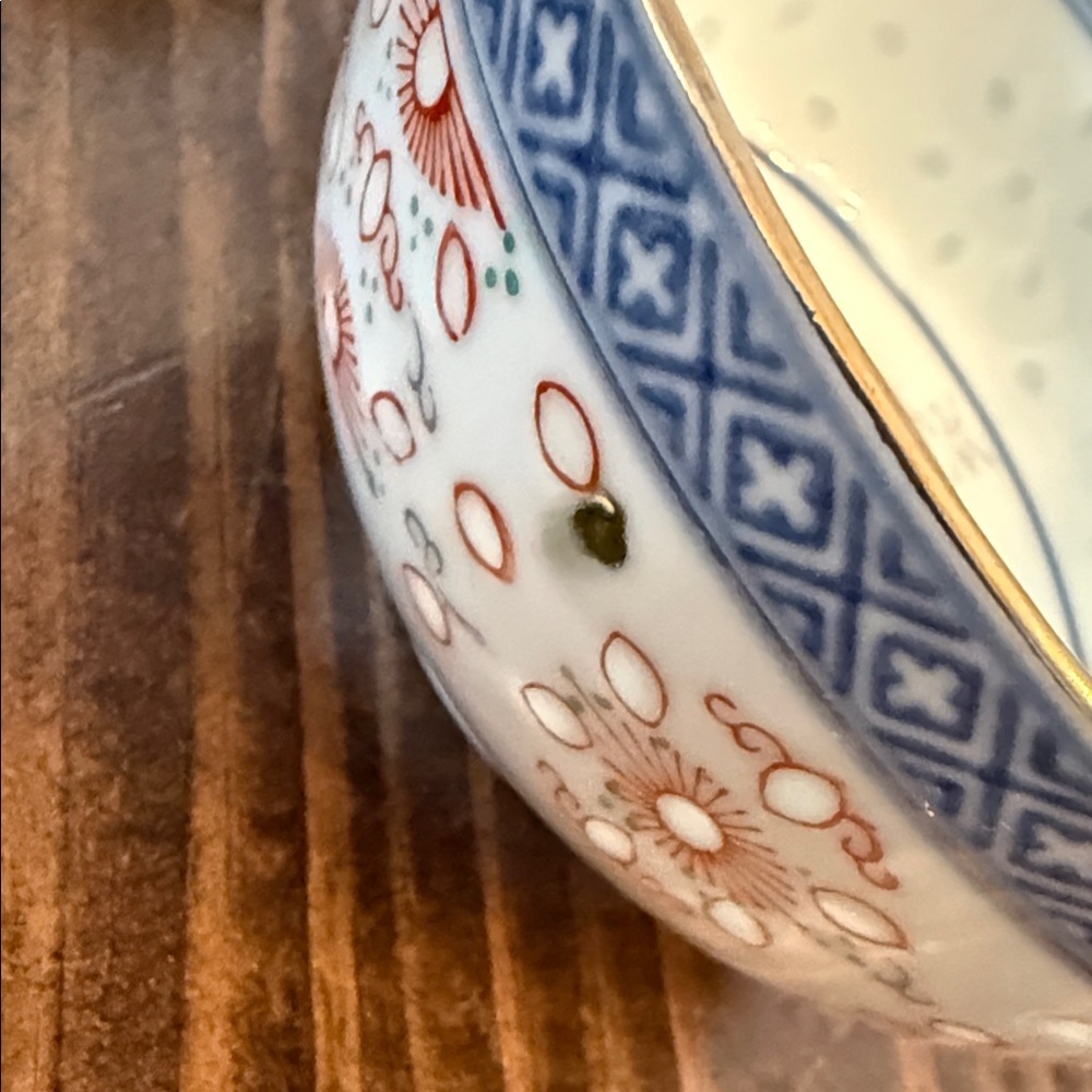 Elegant Blue and White Patterned Bowl Set - Picture 5 of 6